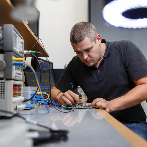 Magna_Engineering_56B2861